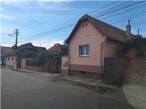 Casa de vanzare in Sibiu - 2 imobile - teren 750 mp - Sura Mare