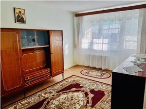 Apartament de vanzare in Sibiu -3 camere, balcon si pivnita - Ciresica
