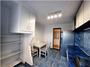 Apartament de inchiriat in Sibiu - 3 camere si balcon - zona Strand
