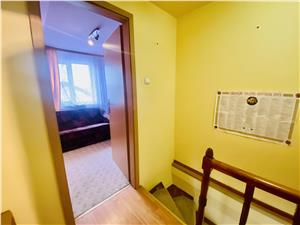 Apartament de vanzare in Sibiu - 3 camere, balcon - zona Hipodrom II