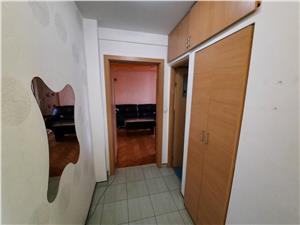 Apartament de inchiriat in Sibiu - 3 camere, et. 3, balcon - CEC Bank