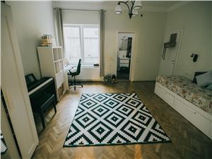 Apartament de inchiriat in Sibiu - 3 camere, doua bai - Zona Centrala