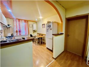 Apartament de vanzare in Sibiu - 3 camere, 74 mp utili - Nicolae Iorga