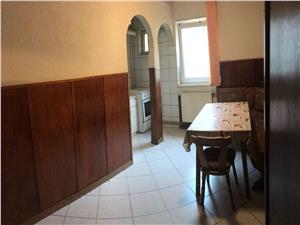 Apartament 3 camere de vanzare in Sibiu - 3 balcoane - Zona Turnisor