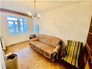 Apartament de vanzare in Sibiu - 3 camere si 2 balcoane - Zona Lupeni