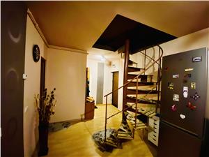 Attic for sale in Sibiu-2 rooms and separate kitchen-Terezian