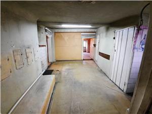 Wohnung zum Verkauf in Sibiu - 2 Zimmer, Keller - ultrazentral