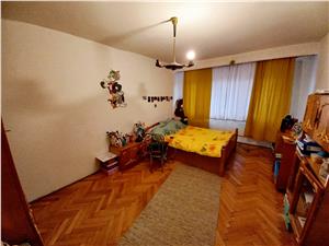 Wohnung zum Verkauf in Alba Iulia - 4 Zimmer - Aufzug - Zentraler Bere