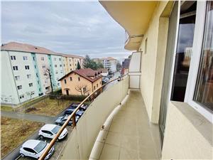 Apartament de inchiriat in Sibiu - 93 mp - 4 balcoane - zona Luptei