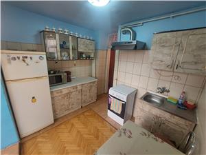 Apartment for sale in Sibiu 3 rooms detached - Garii area floor 2/4