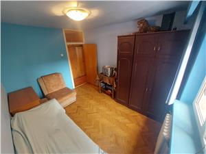 Apartment for sale in Sibiu 3 rooms detached - Garii area floor 2/4
