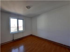 Wohnung zu verkaufen in Alba Iulia, 4 Zimmer, Cetate