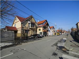 Casa de vanzare in Sibiu - compusa din 2 apartamente - Zona Premium