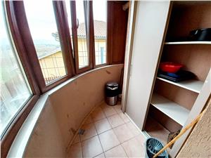 Apartment for sale in Sebes - 3 rooms - 2 bathrooms - 2 balconies