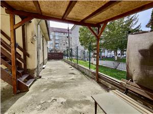 Apartament de inchiriat in Sibiu - la casa, curte 100 mp -Vasile Aaron