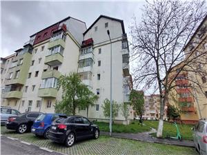 Apartament de vanzare in Sibiu -3 camere, decomandat - Turnisor