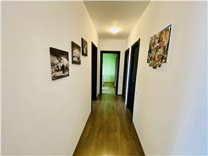 Apartament de vanzare in Sibiu - 3 camere, 2 bai si 2 balcoane -