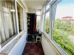Apartament de vanzare in Sibiu - 4 camere si balcon - Zona Luptei