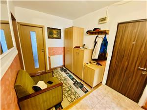 Apartament de vanzare in Sibiu - 3 camere si balcon - Valea Aurie