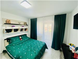 Apartament de vanzare in Sibiu - 3 camere,2 bai, 3 balcoane - Turnisor