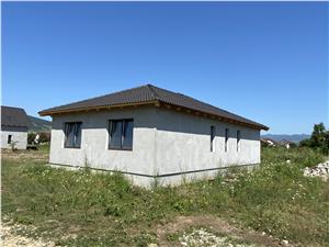 Casa de vanzare in Alba - 104 mp utili - 4 camere - Micesti - Orizont