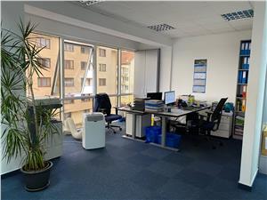Office space for rent in Sibiu - building with elevator - Strand area
