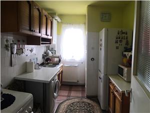 Apartament 3 camere in Sibiu + Pivnita - langa Piata Rahovei, Etaj 2/4