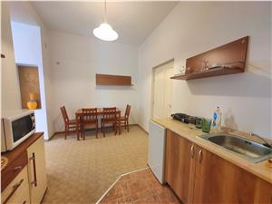 Apartament de inchiriat in Sibiu - 3 camere - in Piata Mare