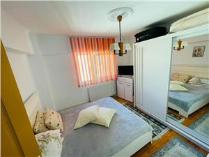 Apartment for sale in Sibiu (Cisnadie) - 4 rooms, balcony and cellar