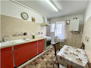 Apartament de vanzare in Sibiu - 2 camere si pivnita -zona Valea Aurie