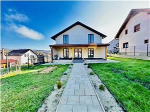 Casa de vanzare in Sibiu - individuala -curte mare si terasa-Sura Mare