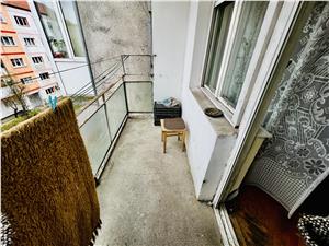 Apartament de vanzare in Sibiu - 4 camere, etaj 3/4 - zona Siretului