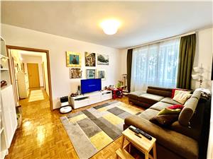 Apartament de vanzare in Sibiu - 4 camere, balcon - zona Rahovei