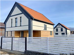 Casa de vanzare - mobilata si utilata modern - comunitate noua de case
