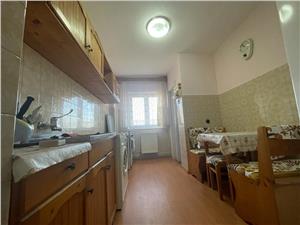 Apartament de vanzare in Sibiu - 3 camere si balcon - Calea Dumbravii