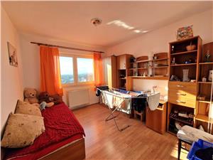 Apartament de vanzare in Sibiu - 3 camere, zona Vasile Aaron