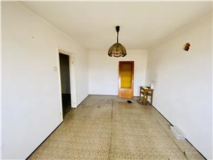 Apartament de vanzare in Sibiu - 2 camere si balcon - Zona V. Aaron