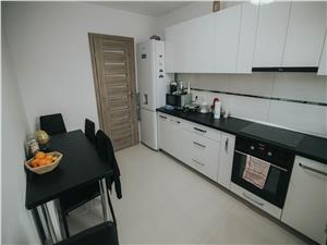 Apartament de vanzare in Sibiu - 3 camere, 77mp utili si gradina 70mp