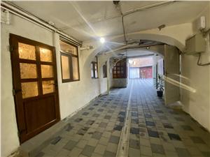 Apartament de vanzare in Sibiu cu 2 camere si garsoniera - Central