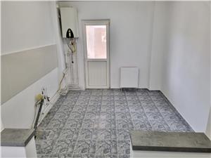 Apartament de vanzare in Sibiu - 4 camere - Cisnadie, Piata Noua