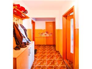 Apartament 2 camere in Sibiu decomandat - Etaj 2/4, balcon+ pivnita