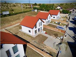 House for sale in Sibiu land of 714 sqm