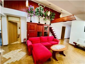 Apartament de vanzare in Sibiu - 4 camere si balcon - 141 mp utili