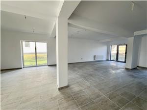 Commercial space for rent - DaVinci Homes Residential Complex
