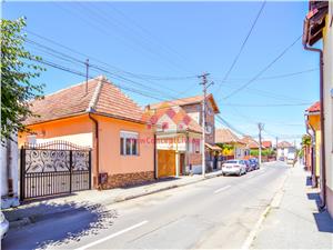Casa 2 camere in Sibiu cu Teren Zona Premium - Piata Sadu