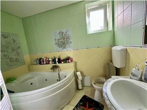 House for sale in Sibiu - land 500 sqm, 4 rooms - Cisnadie
