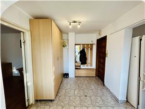 Apartment for sale in Sibiu - 2 rooms, large balcony and cellar - Cale