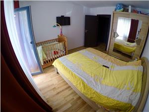 Apartament 3 camere de vanzare in Sibiu - decomandat + 2 balcoane