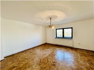 Duplex house for rent in Sibiu - recently renovated building - large y