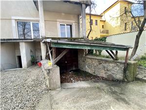 Apartment for rent in Sibiu - central area - double access - garage -
